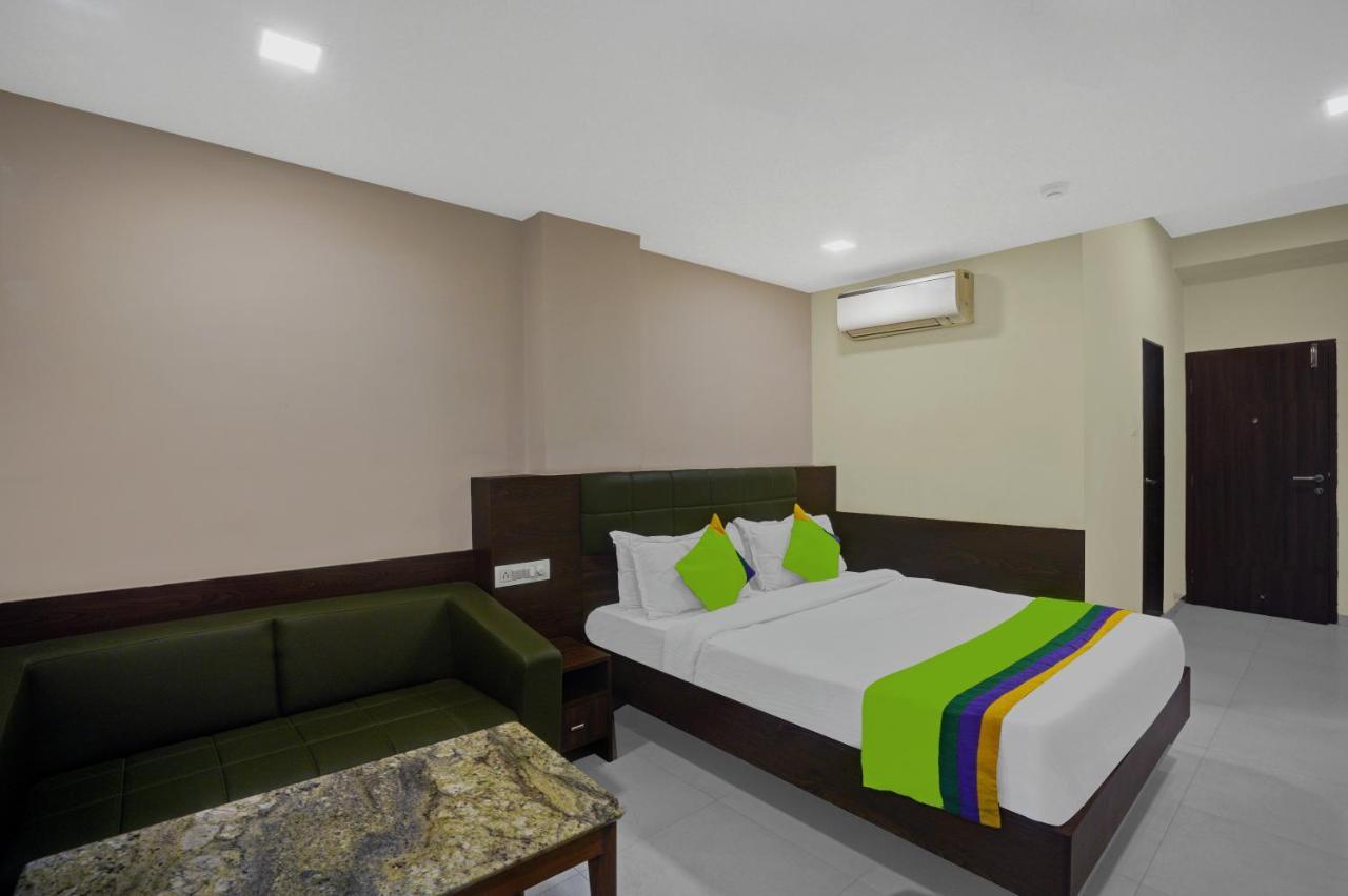 Greenotel Rooms Hazira, Surate Extérieur photo