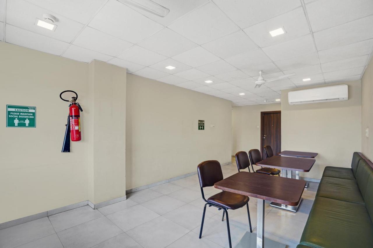 Greenotel Rooms Hazira, Surate Extérieur photo