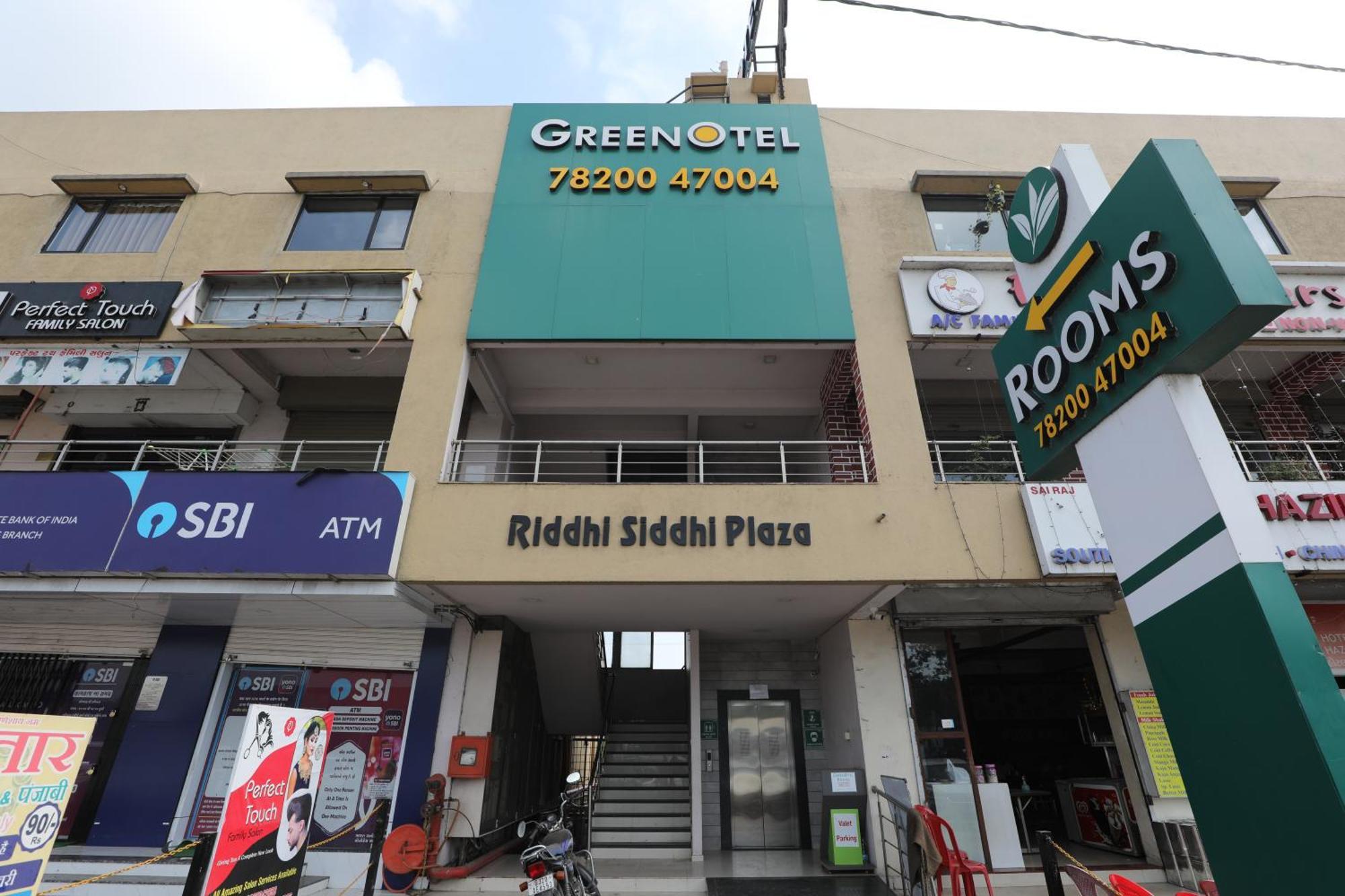 Greenotel Rooms Hazira, Surate Extérieur photo