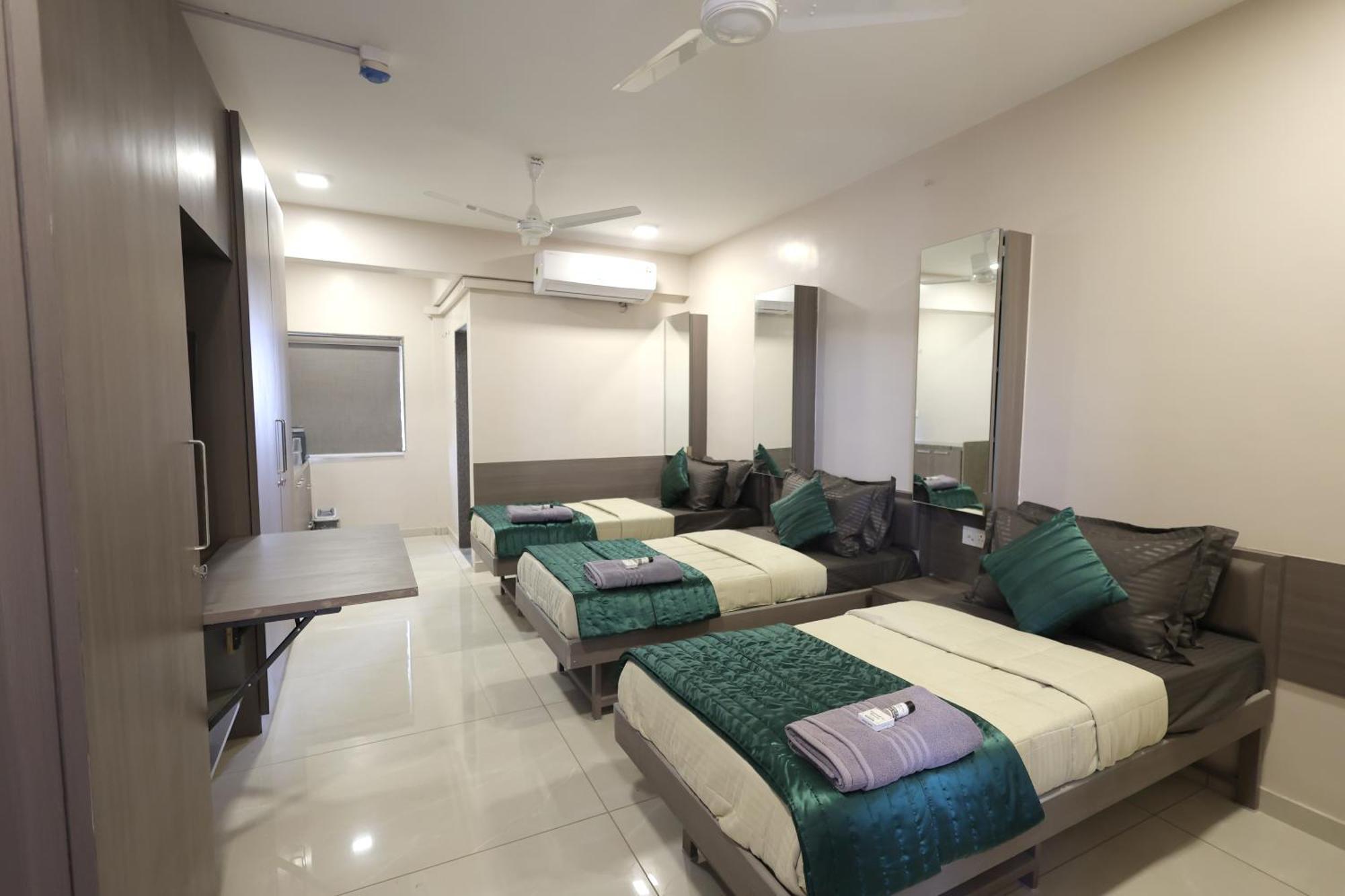 Greenotel Rooms Hazira, Surate Extérieur photo